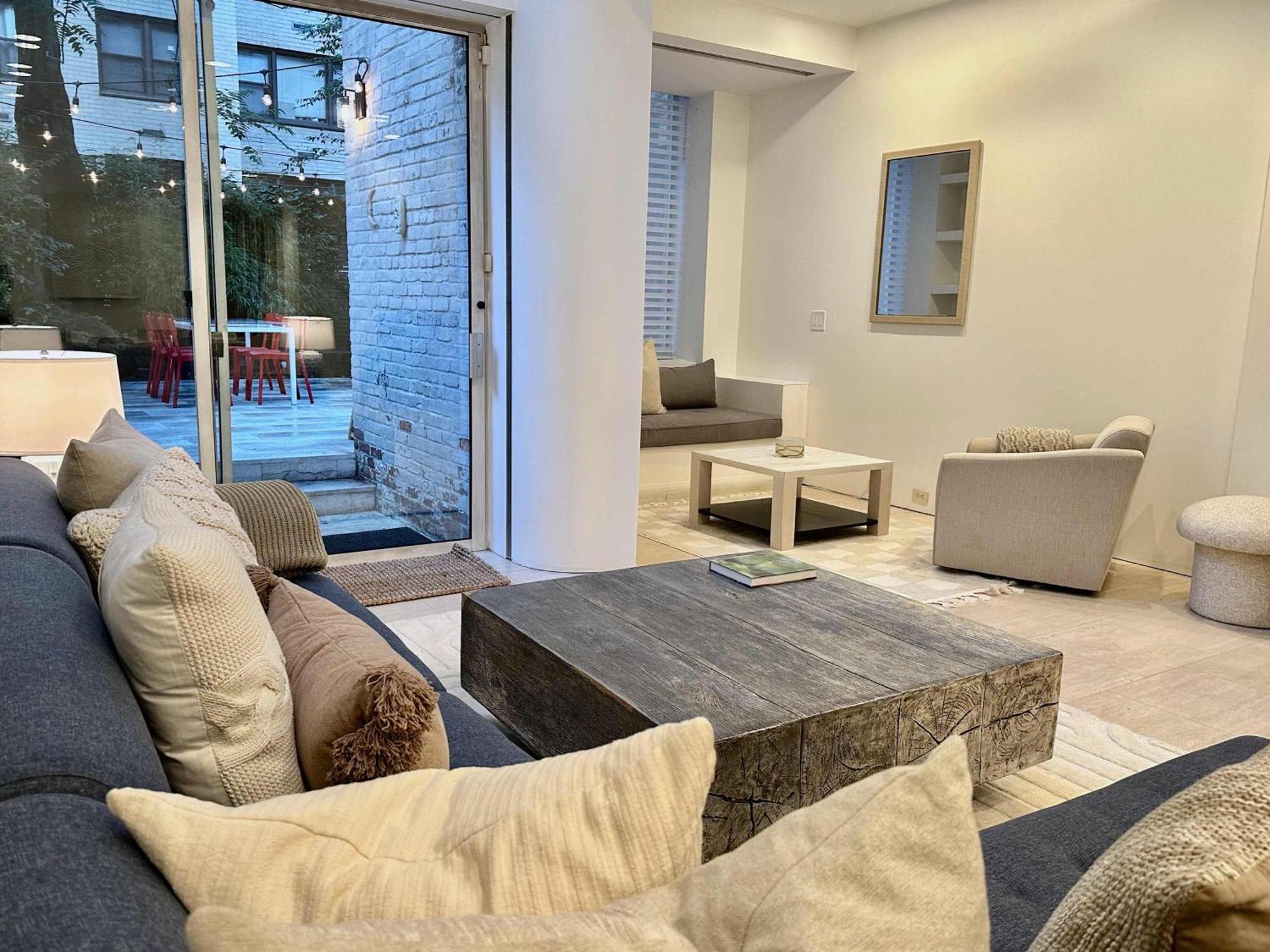 Ferienhaus Private Townhome Near Un